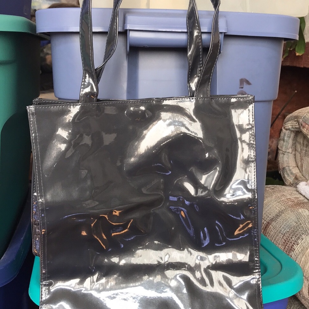 REDUCED Heavy Vinyl snap closure shoulder tote